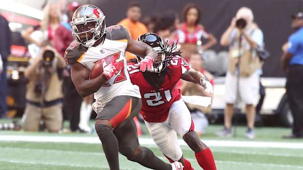 peyton-barber-week-7-sneaky-starts.jpg